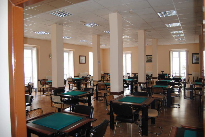 Salón Bridge y canasta